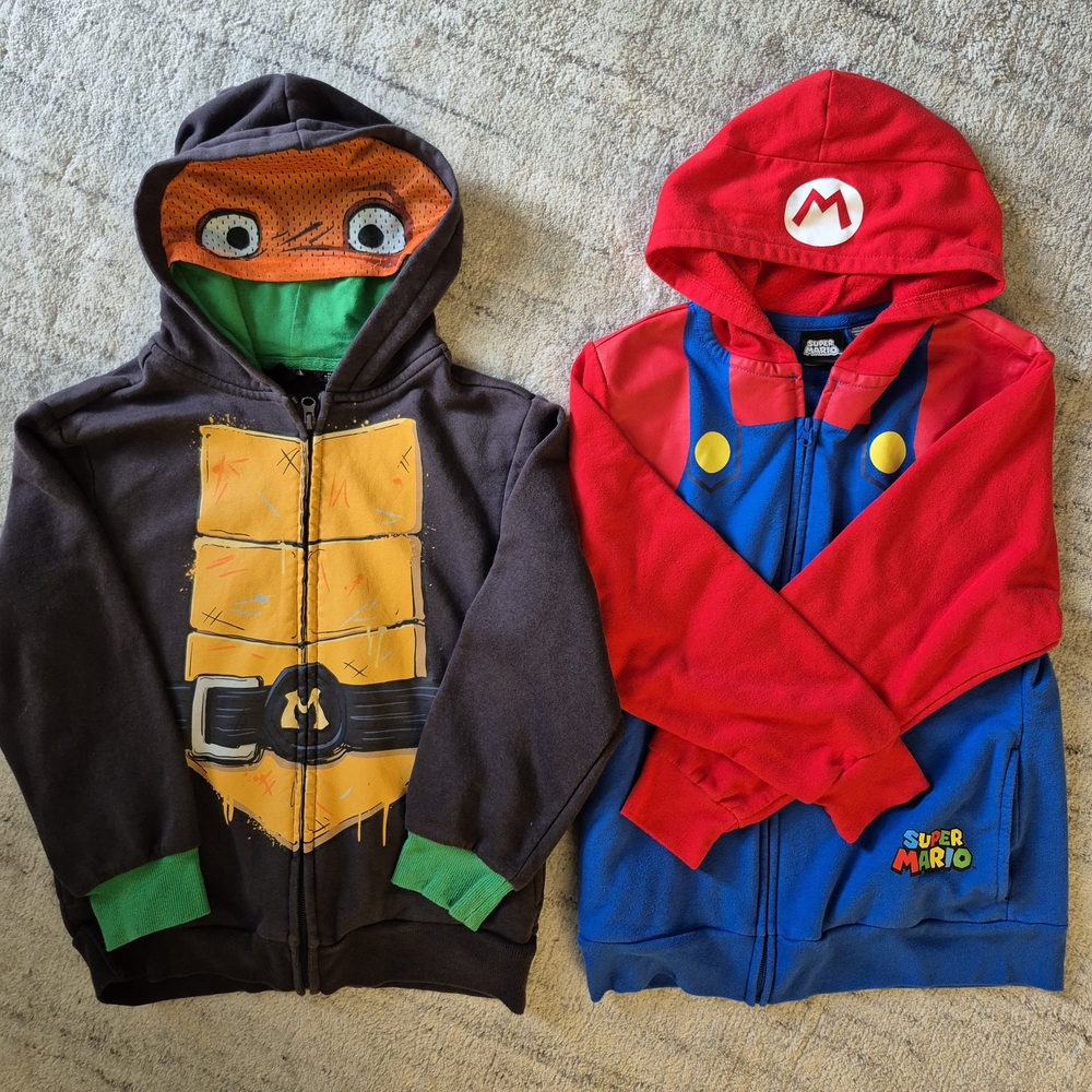 2 Zip Hoodies Bundle - Super Mario and Ninja Turtles Michelangelo